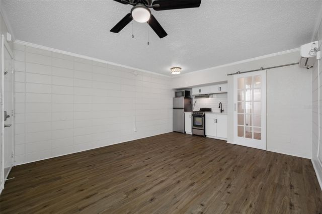 425 2ND STREET N, St Petersburg, FL 33701