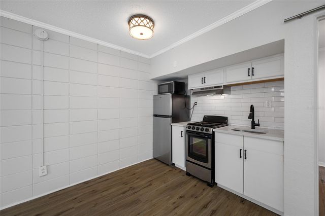 425 2ND STREET N, St Petersburg, FL 33701