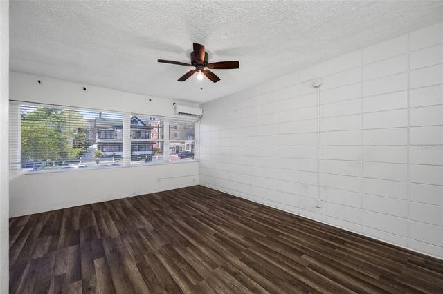 425 2ND STREET N, St Petersburg, FL 33701