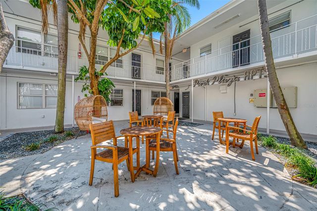 425 2ND STREET N, St Petersburg, FL 33701