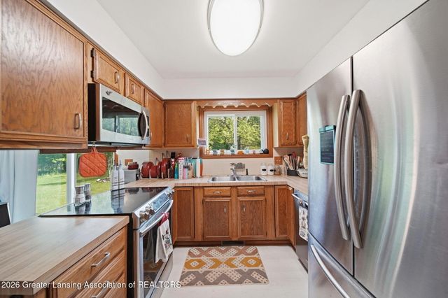5637 Harper Road, Holt, MI 48842