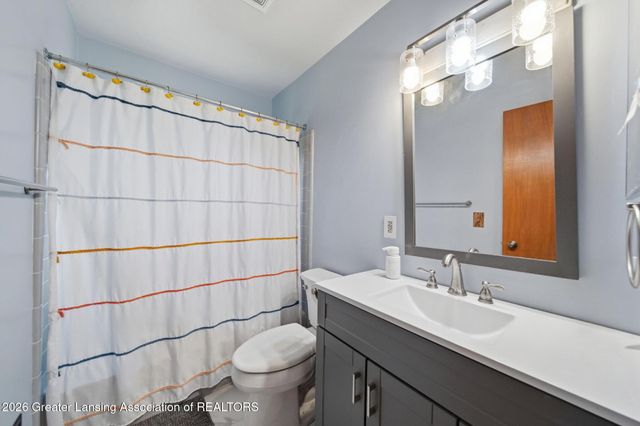 5637 Harper Road, Holt, MI 48842