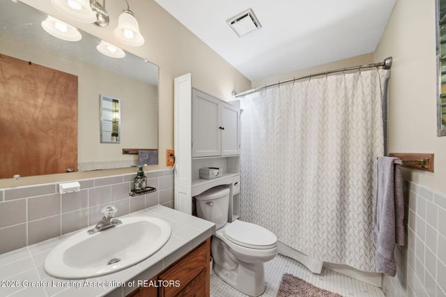 5637 Harper Road, Holt, MI 48842