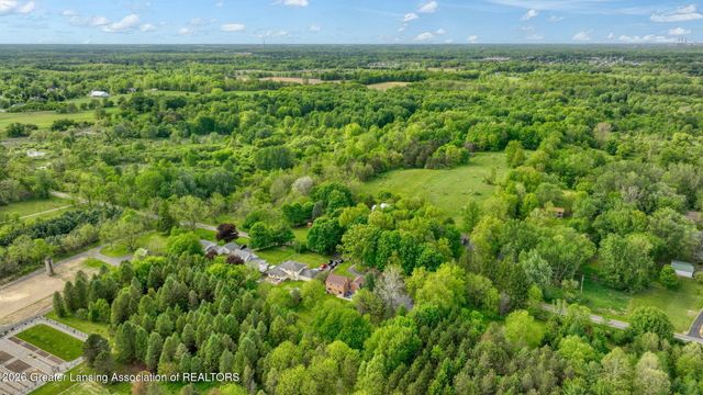 5637 Harper Road, Holt, MI 48842