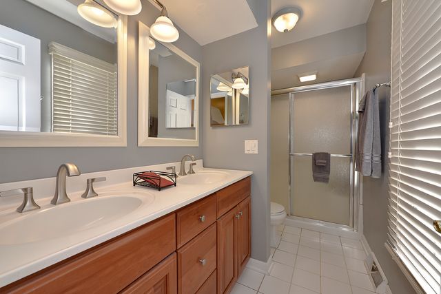 1620 Pheasant Trail, Inverness, IL 60067