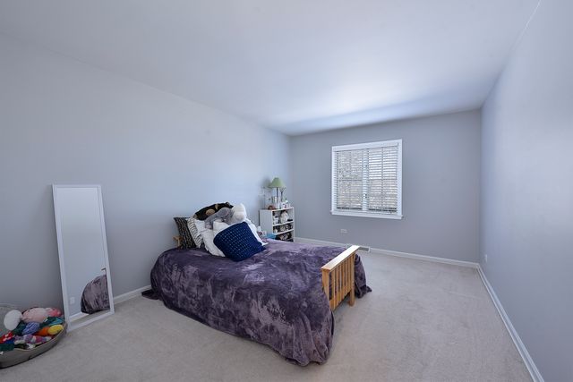 1620 Pheasant Trail, Inverness, IL 60067