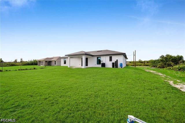 6148 Hughes AVE, Fort Myers, FL 33905