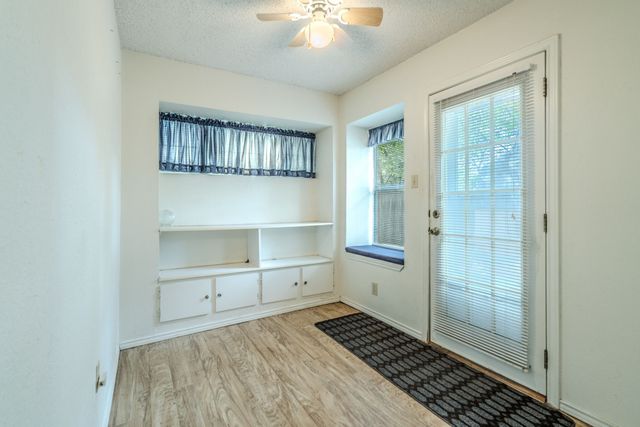 2119 Turf Club Drive, Arlington, TX 76017