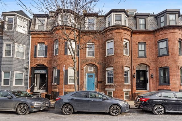 110 W 3rd St 1, Boston, MA 02127