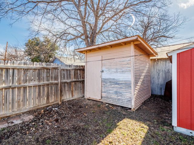 2607 1st Street, Brownwood, TX 76801