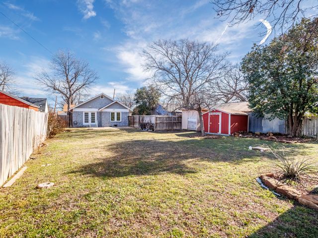 2607 1st Street, Brownwood, TX 76801