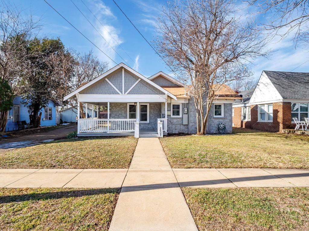 2607 1st Street, Brownwood, TX 76801