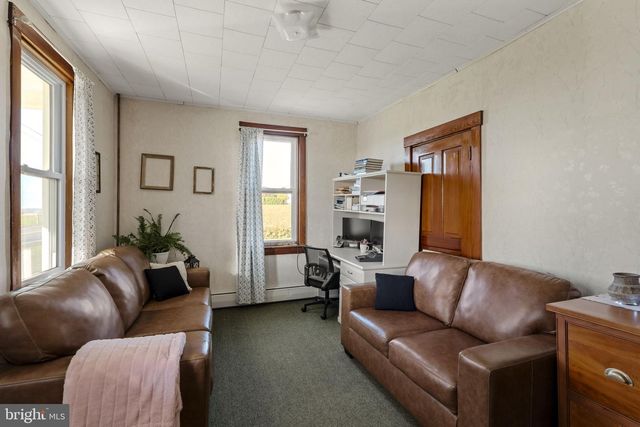 125 INDIANTOWN RD, Ephrata, PA 17522