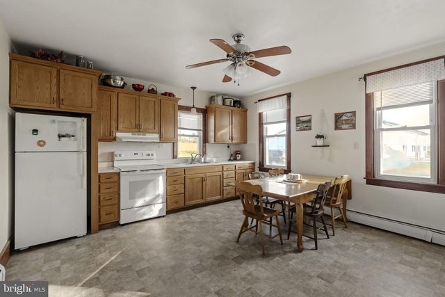 125 INDIANTOWN RD, Ephrata, PA 17522