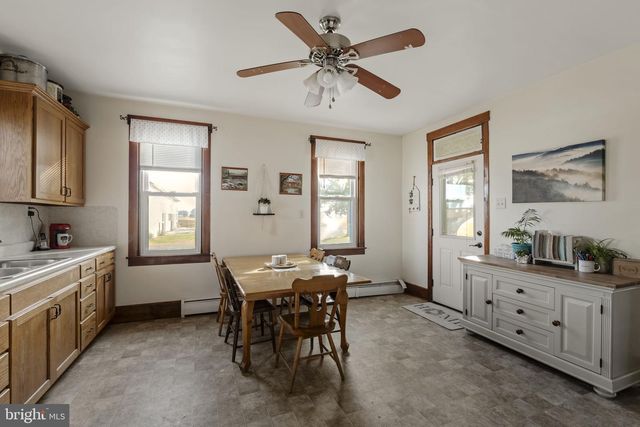 125 INDIANTOWN RD, Ephrata, PA 17522