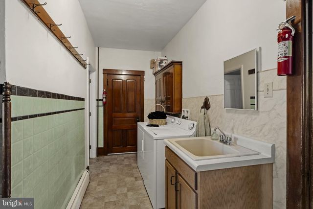 125 INDIANTOWN RD, Ephrata, PA 17522