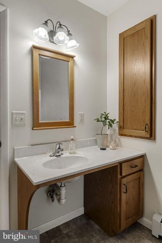 125 INDIANTOWN RD, Ephrata, PA 17522