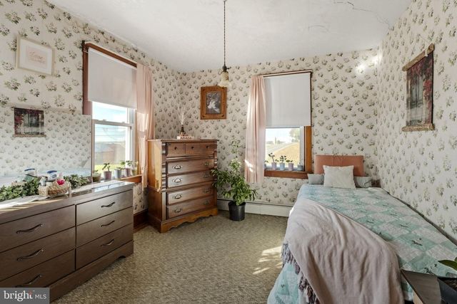 125 INDIANTOWN RD, Ephrata, PA 17522