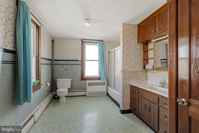 125 INDIANTOWN RD, Ephrata, PA 17522