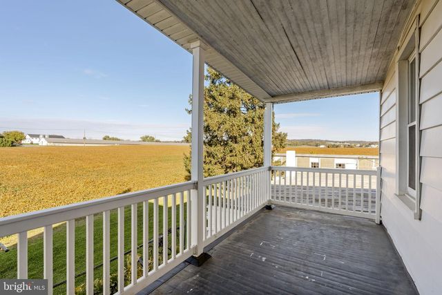 125 INDIANTOWN RD, Ephrata, PA 17522