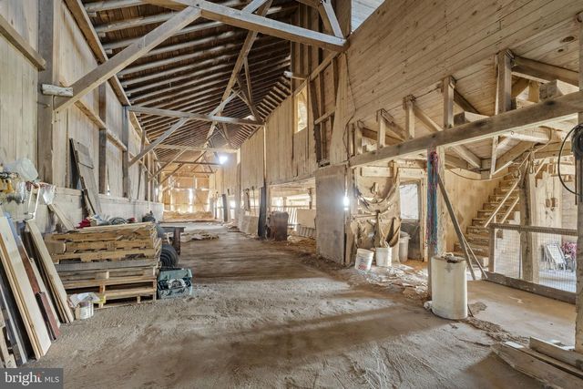 125 INDIANTOWN RD, Ephrata, PA 17522