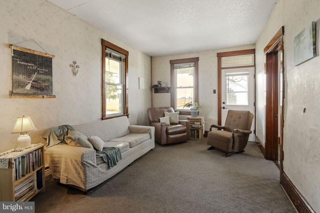 125 INDIANTOWN RD, Ephrata, PA 17522