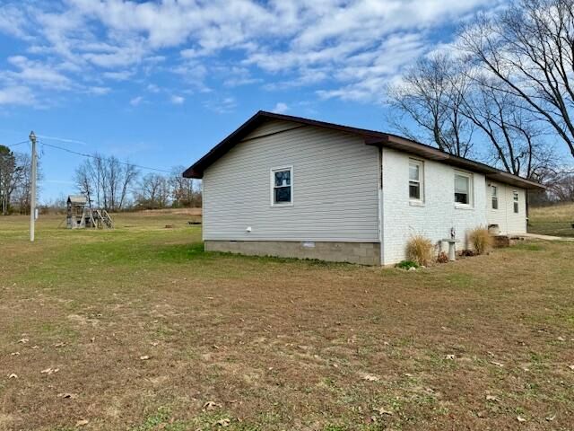 115 5th Street, Summersville, MO 65571
