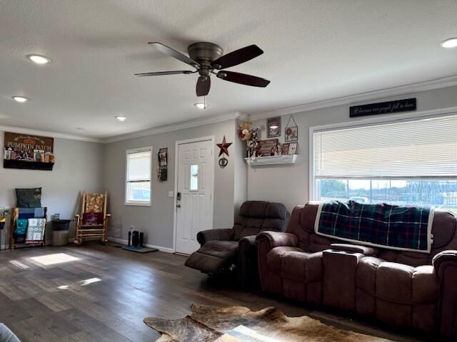 115 5th Street, Summersville, MO 65571