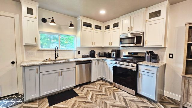 831 Alabama Street, Sulphur Springs, TX 75482
