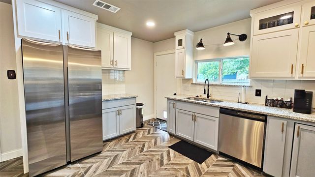831 Alabama Street, Sulphur Springs, TX 75482