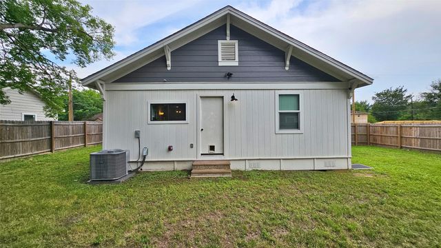831 Alabama Street, Sulphur Springs, TX 75482