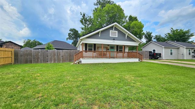 831 Alabama Street, Sulphur Springs, TX 75482