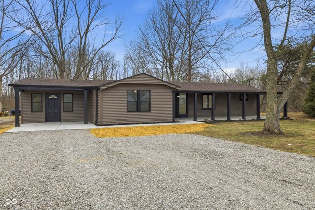 8187 S State Road 75, Coatesville, IN 46121