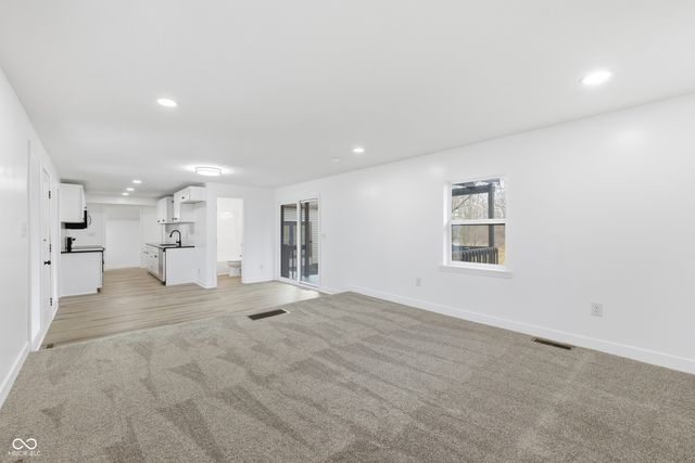 8187 S State Road 75, Coatesville, IN 46121