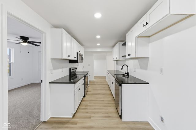 8187 S State Road 75, Coatesville, IN 46121