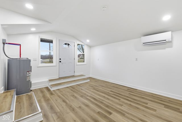 8187 S State Road 75, Coatesville, IN 46121