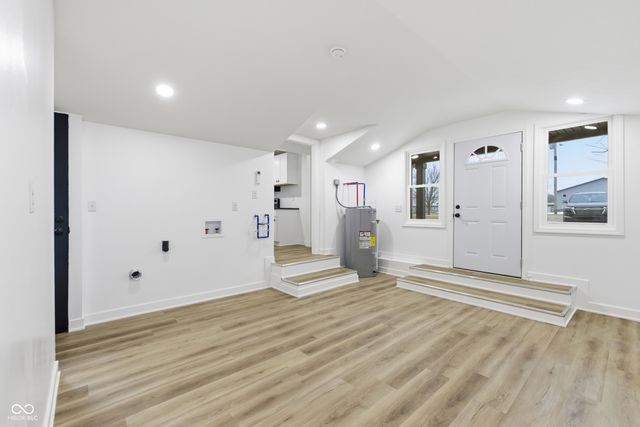 8187 S State Road 75, Coatesville, IN 46121