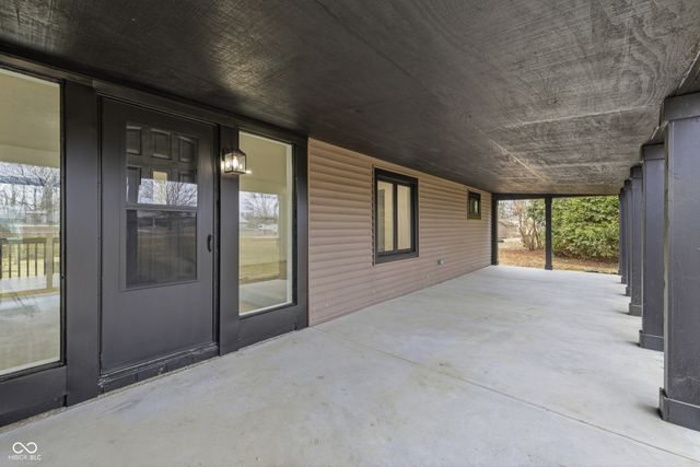 8187 S State Road 75, Coatesville, IN 46121