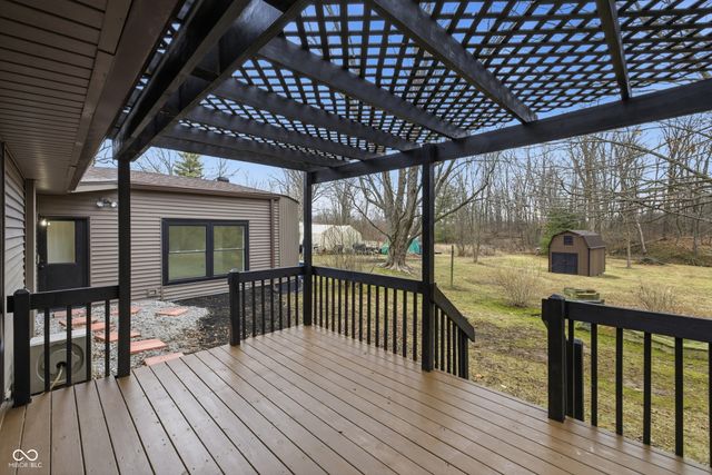 8187 S State Road 75, Coatesville, IN 46121