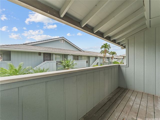 94-1036 Oli Place U5, Waipahu, HI 96797