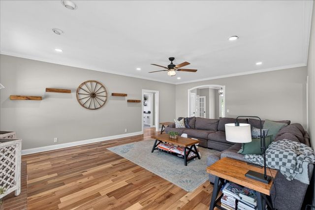 11039 Panther Creek Rd, Christiana, TN 37037