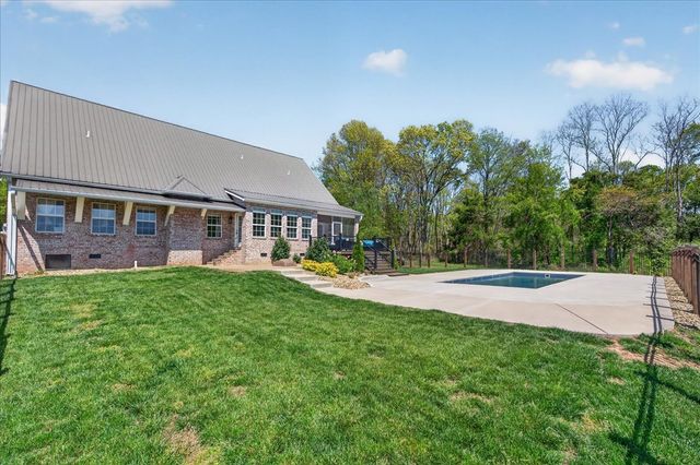 11039 Panther Creek Rd, Christiana, TN 37037