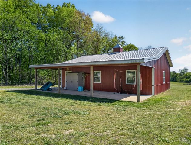 11039 Panther Creek Rd, Christiana, TN 37037