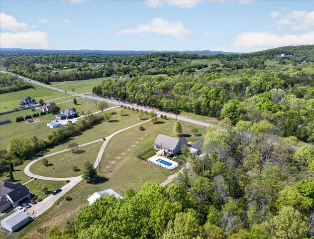 11039 Panther Creek Rd, Christiana, TN 37037