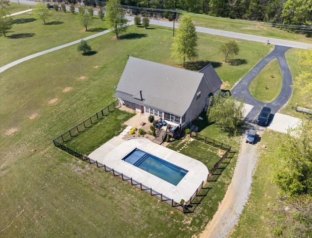 11039 Panther Creek Rd, Christiana, TN 37037