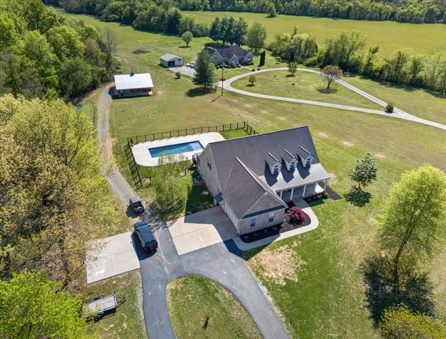 11039 Panther Creek Rd, Christiana, TN 37037
