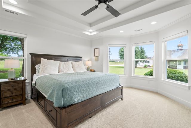 16556 Hewitt Springs Road, Springdale, AR 72764