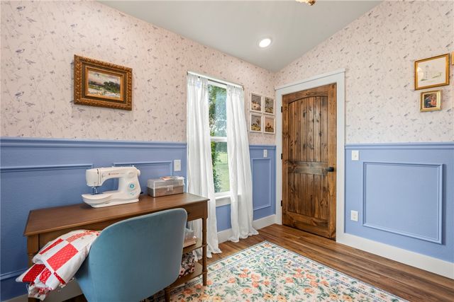 16556 Hewitt Springs Road, Springdale, AR 72764