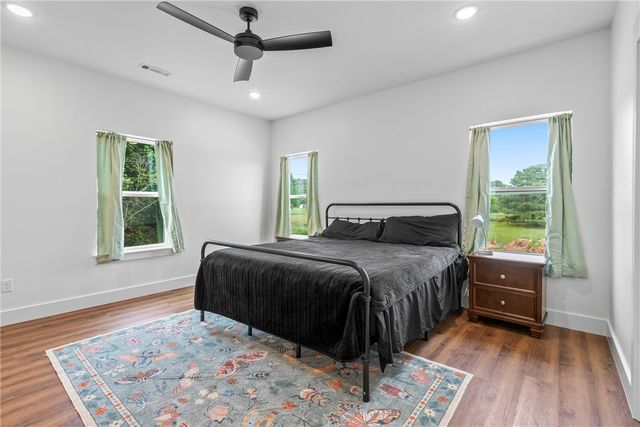 16556 Hewitt Springs Road, Springdale, AR 72764