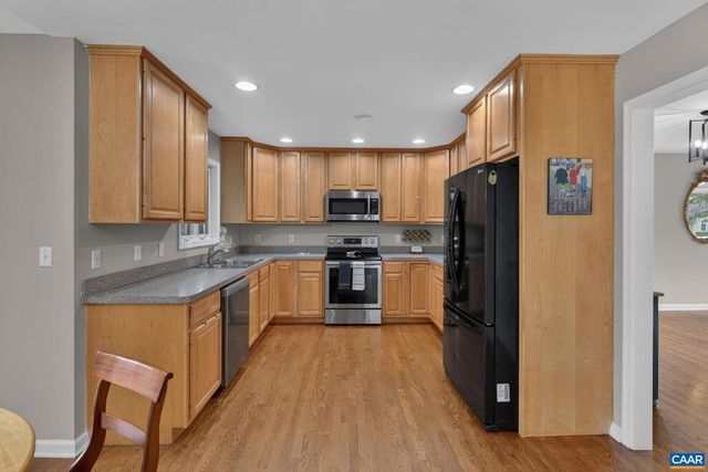 5 CAMPBELL CT, Palmyra, VA 22963